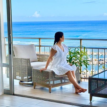 Panoramic Oceanview Resort - Full Kitchen In Each Room, 2 Swimming Pools, Onsite Restaurants, Fireworks Every Friday Honolulu Eksteriør bilde
