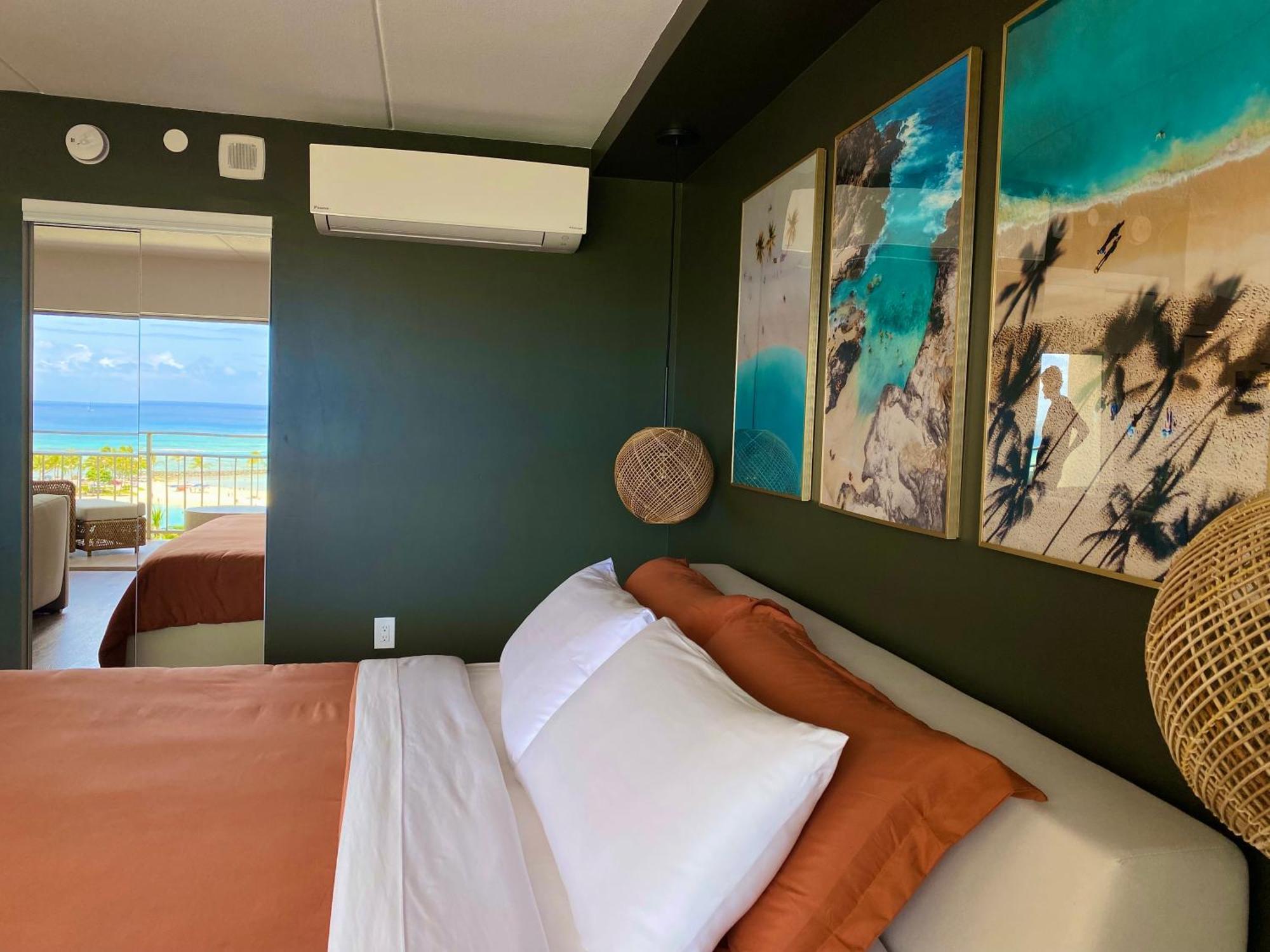 Panoramic Oceanview Resort - Full Kitchen In Each Room, 2 Swimming Pools, Onsite Restaurants, Fireworks Every Friday Honolulu Eksteriør bilde