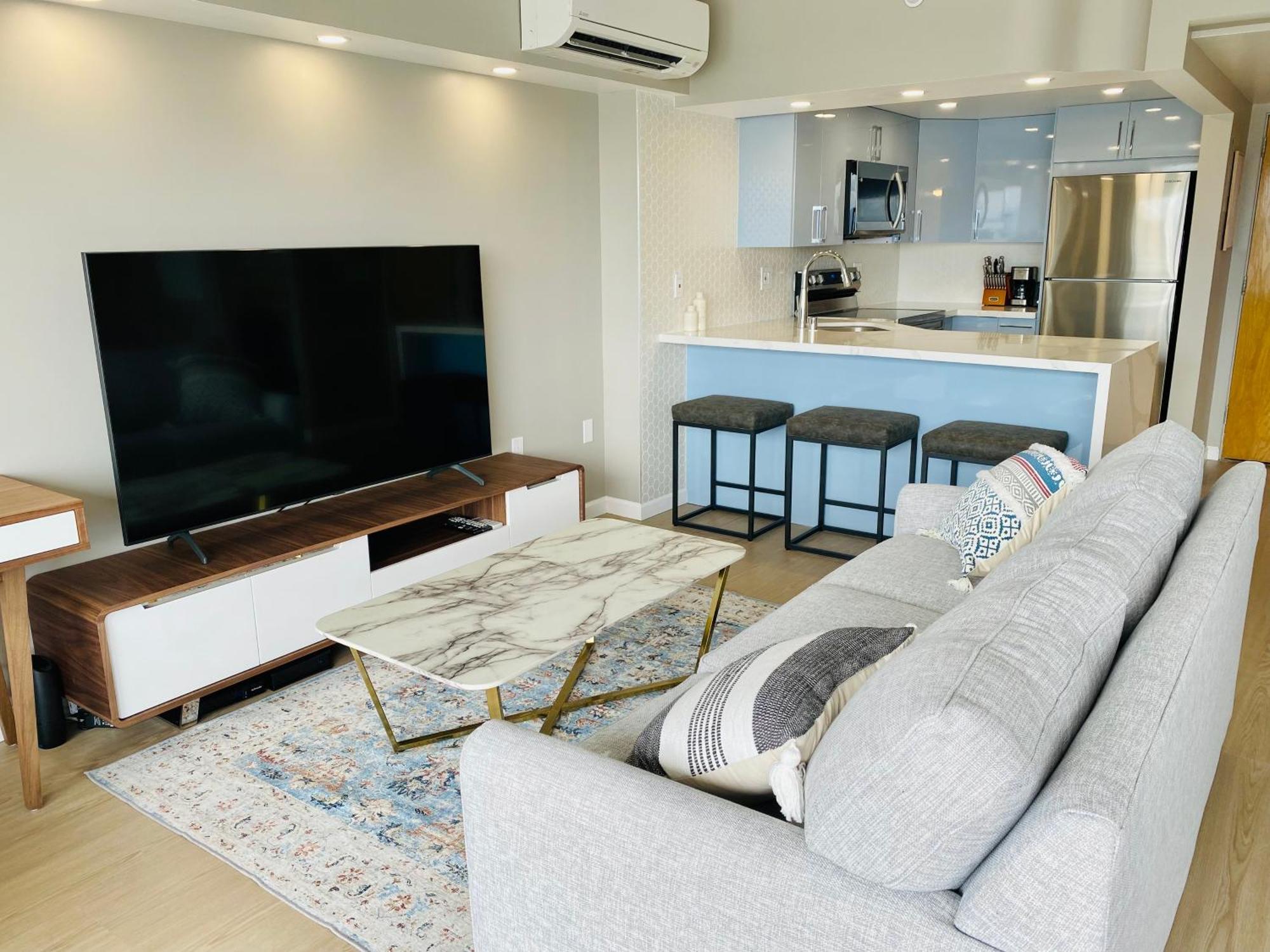 Panoramic Oceanview Resort - Full Kitchen In Each Room, 2 Swimming Pools, Onsite Restaurants, Fireworks Every Friday Honolulu Eksteriør bilde