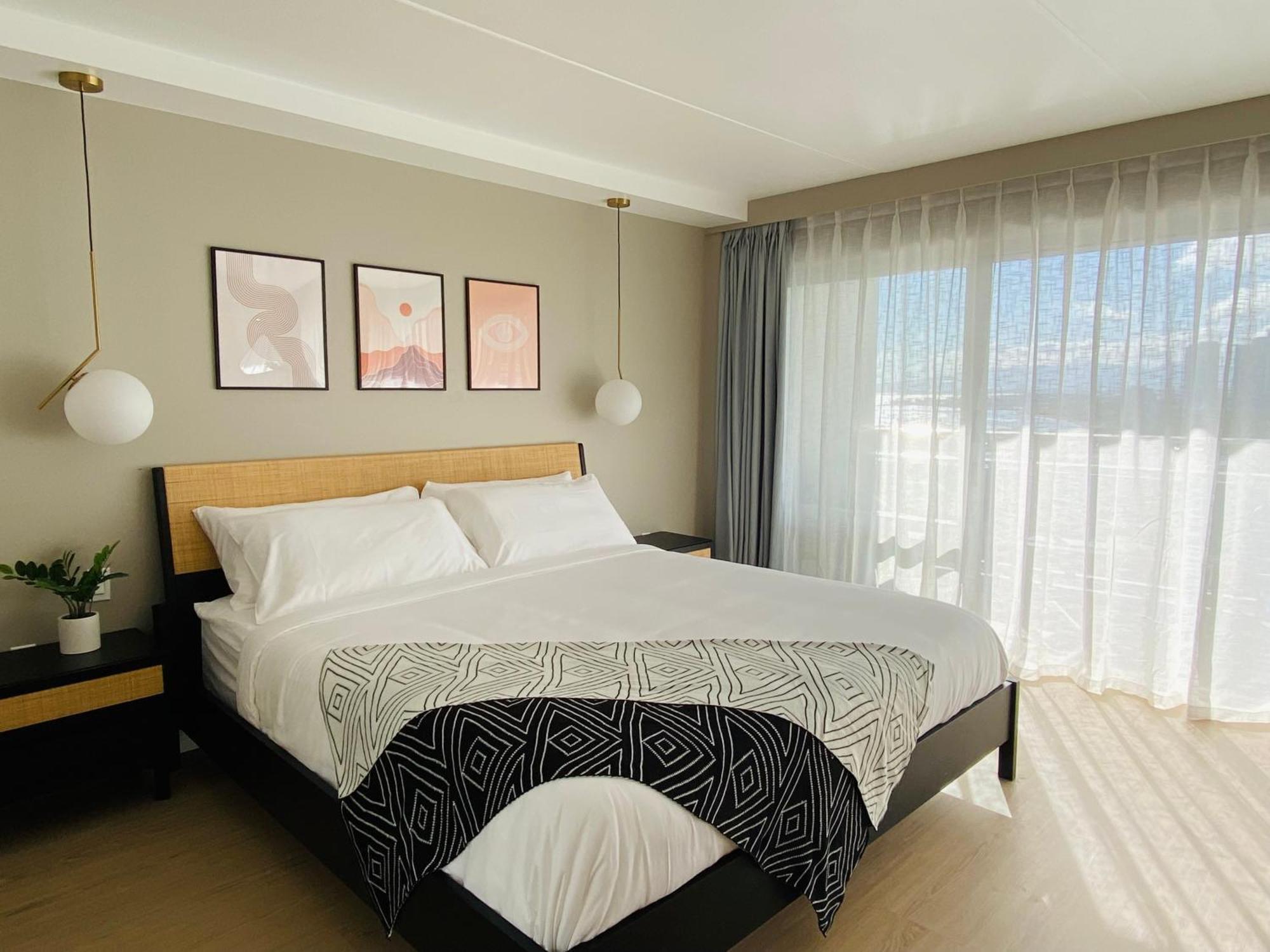Panoramic Oceanview Resort - Full Kitchen In Each Room, 2 Swimming Pools, Onsite Restaurants, Fireworks Every Friday Honolulu Eksteriør bilde
